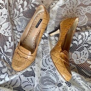 Alex Marie Y2K Tan Croc Embossed Penny Loafer Pumps Heels Sz 7 Preppy Whimsical